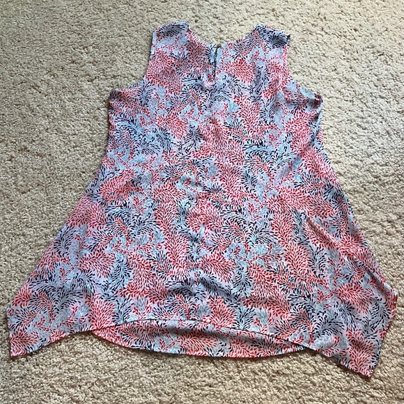 Womens sleeveless top - Picture 2 of 3